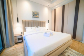 06 Diamond Jumeirah garden city 2BR Apt